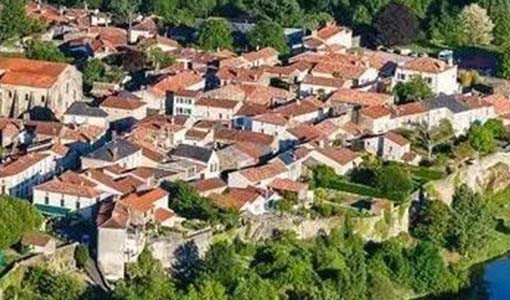 新龙回乡建别墅为什么一定要选专业乡墅公司